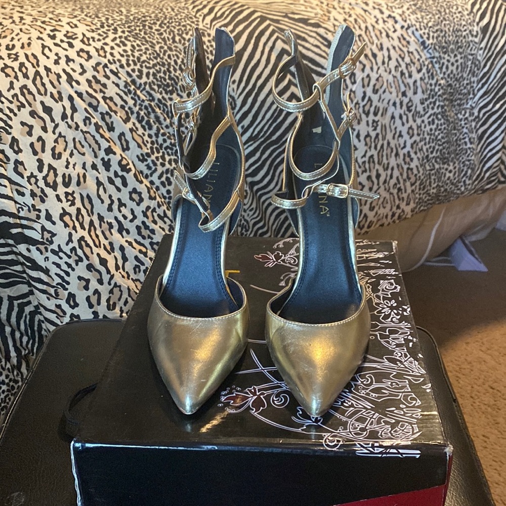 Gold 6 inch heels
